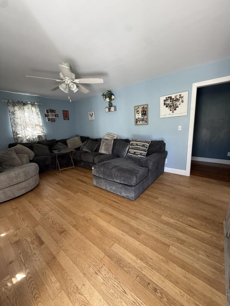 53 Big Beech Road Fayetteville, WV 25840 - Photo 3 of 34 Gallery Image 3