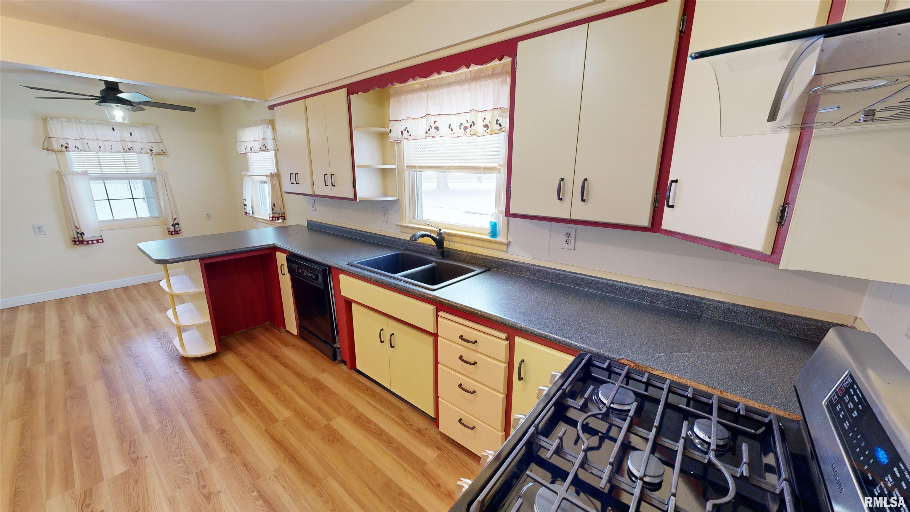 5803 North Kickapoo-Edwards Road Edwards, IL 61528 - Photo 11 of 24 Gallery Image 11