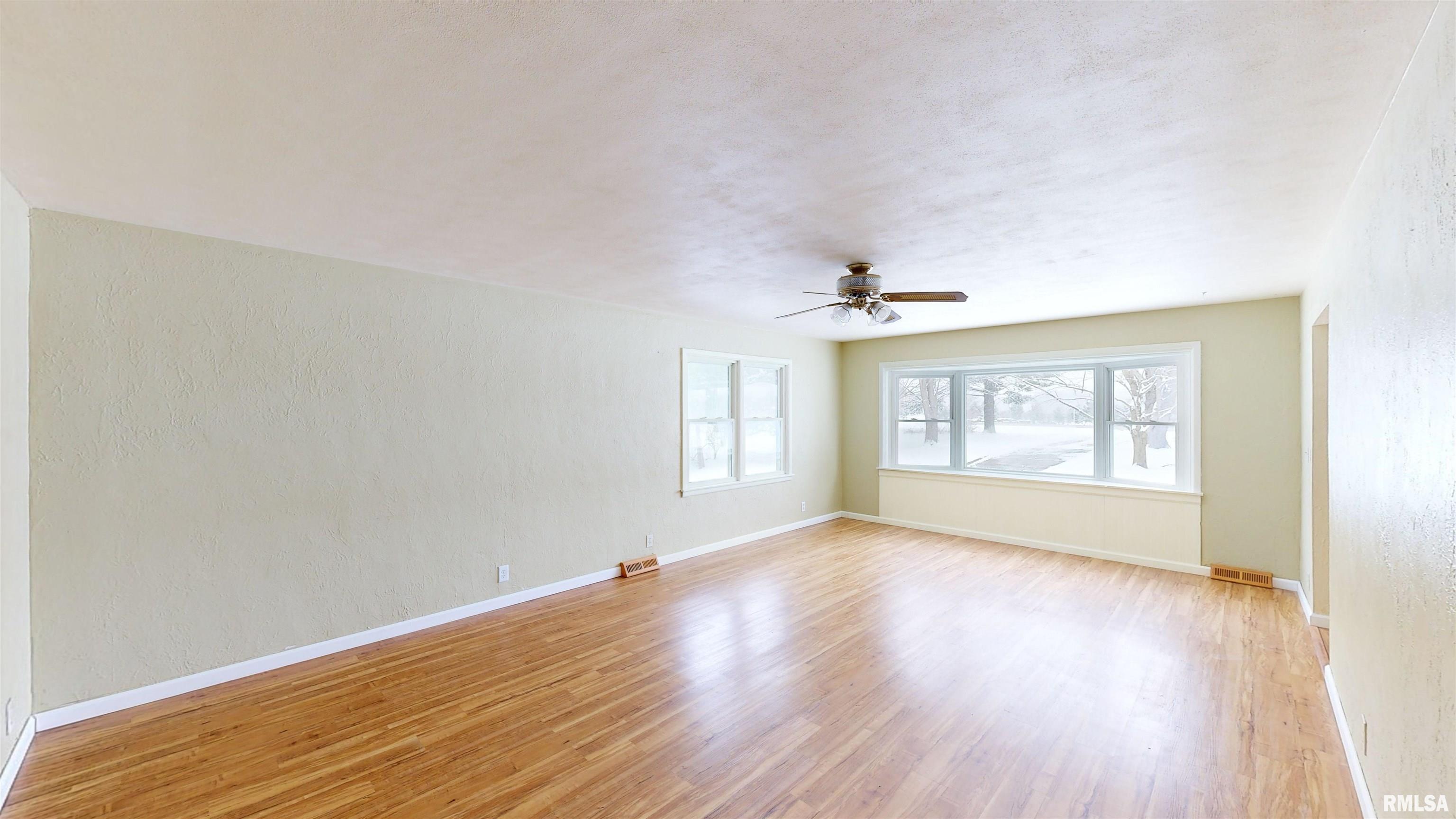 5803 North Kickapoo-Edwards Road Edwards, IL 61528 - Photo 3 of 24 Gallery Image 3