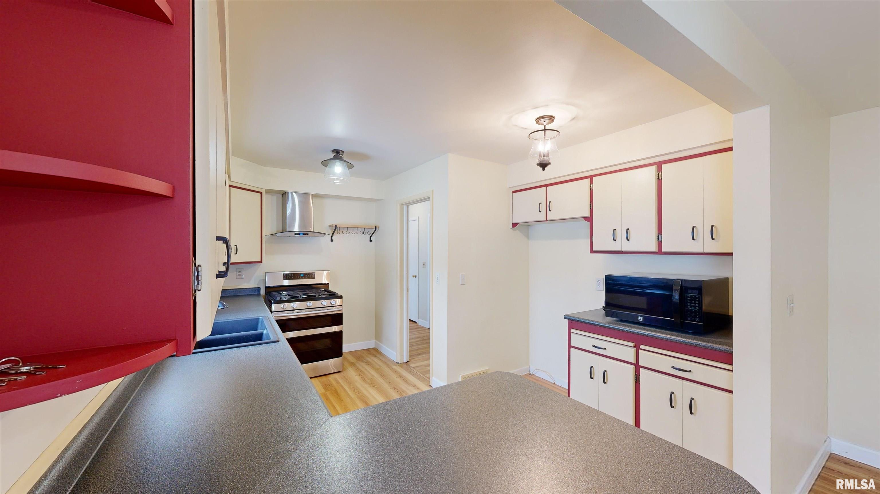 5803 North Kickapoo-Edwards Road Edwards, IL 61528 - Photo 8 of 24 Gallery Image 8