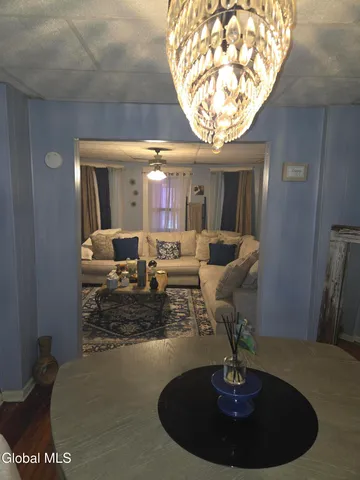 $189,900 | 214 6th Avenue, Watervliet, NY 12189