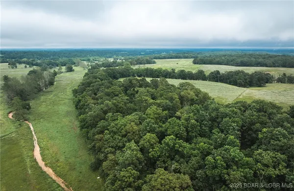 $675,000 | 2 Farm Road, Crane, MO 65633