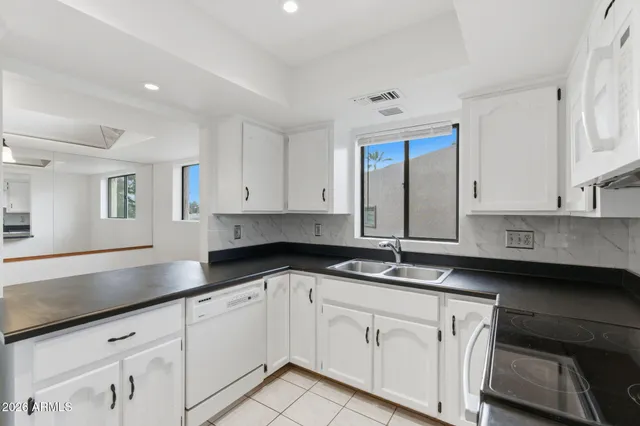 $228,000 | 7061 East Broadway Road, Unit 48, Mesa, AZ 85208