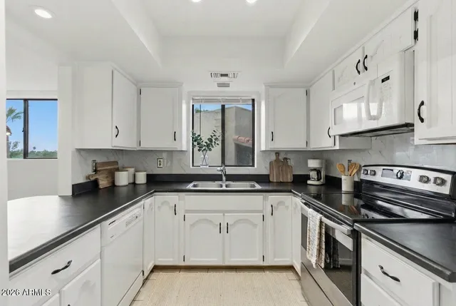 $228,000 | 7061 East Broadway Road, Unit 48, Mesa, AZ 85208