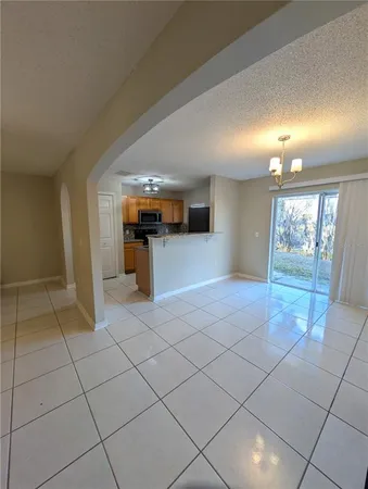 $2,100 | 4630 Ashburn Square Drive, Tampa, FL 33610