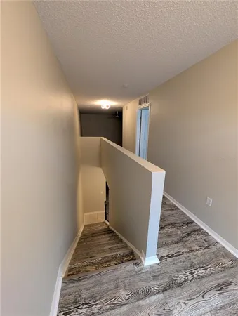 $2,100 | 4630 Ashburn Square Drive, Tampa, FL 33610