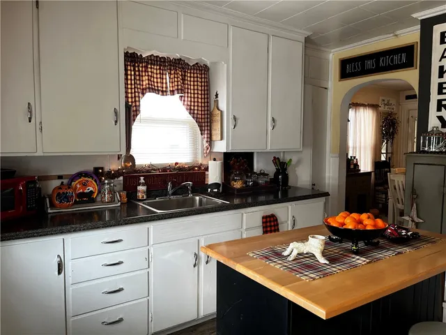 $129,900 | 21 Park Avenue, Geneva City, NY 14456