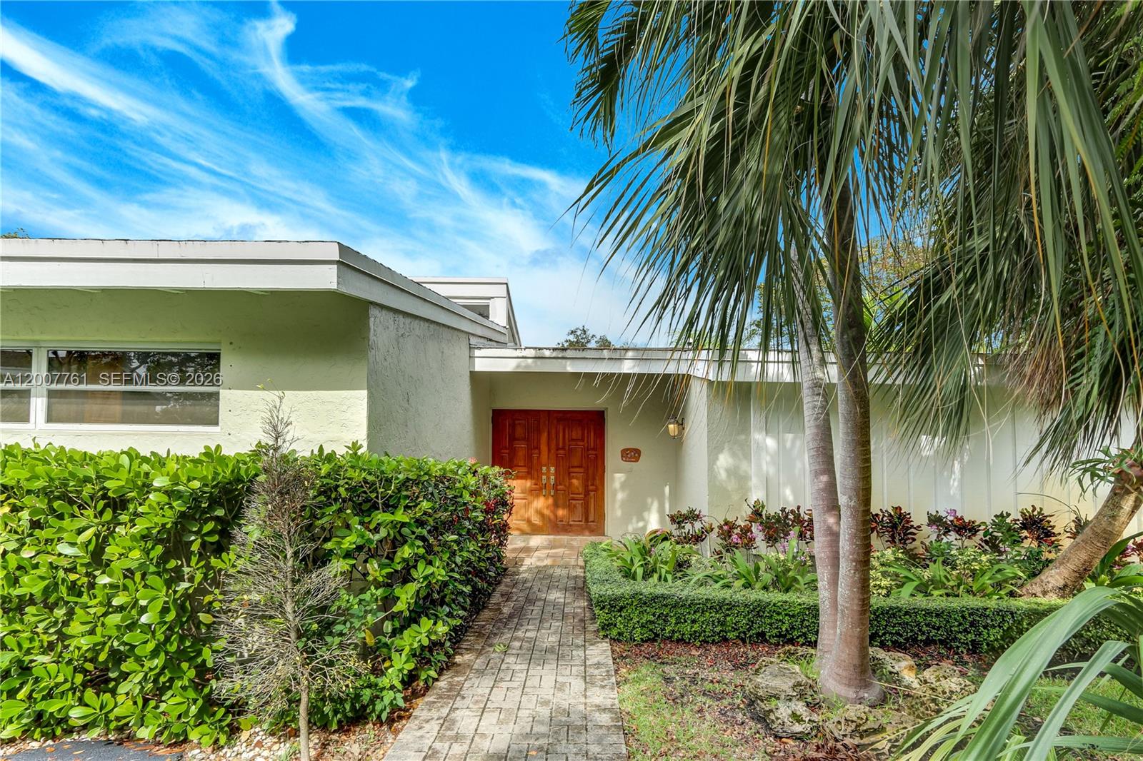 9103 Southwest 78th Place Miami, FL 33156 - Photo 2 of 18