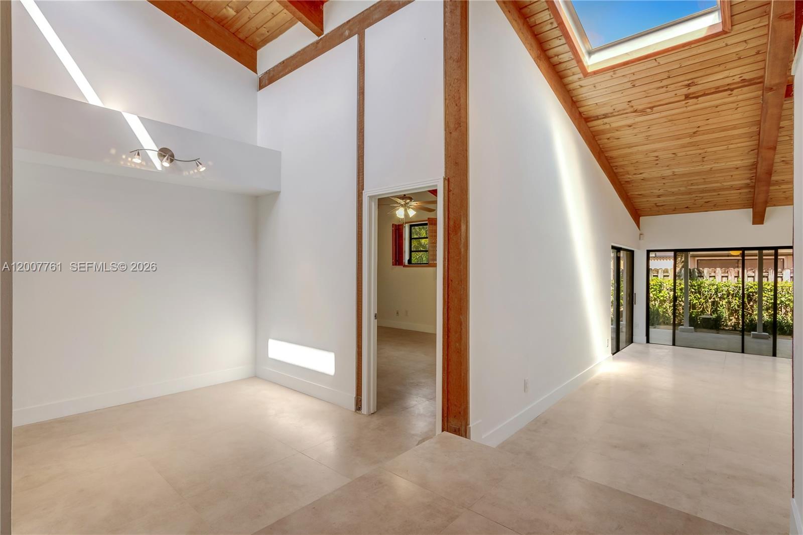 9103 Southwest 78th Place Miami, FL 33156 - Photo 7 of 18