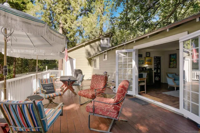 a view of outdoor space yard and patio