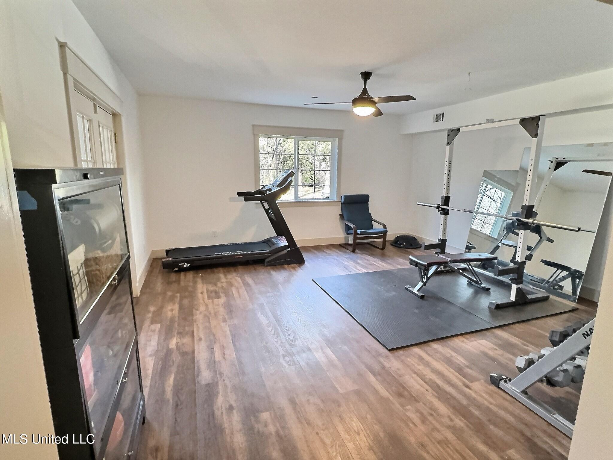 8280 Star Landing Road Lake Cormorant, MS 38641 - Photo 20 of 31 Rec Room / Bonus Room