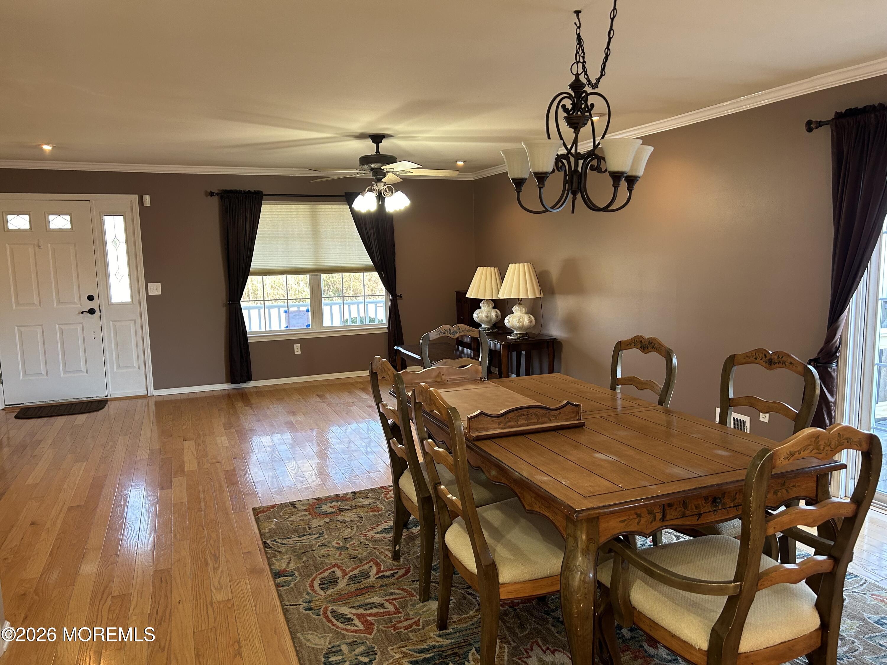 552 Bash Road Toms River, NJ 08753 - Photo 4 of 24 Dining area