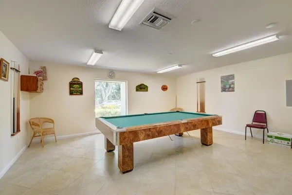 $1,250 | 21 Abbey Lane, Unit 104, Delray Beach, FL 33446