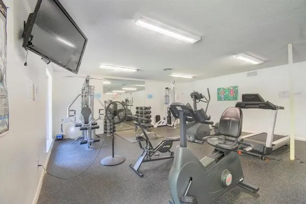 $1,250 | 21 Abbey Lane, Unit 104, Delray Beach, FL 33446