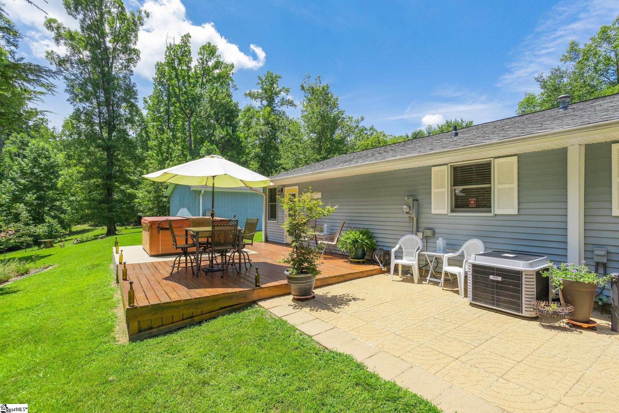 1318 Earls Bridge Road Easley, SC 29640 - Photo 8 of 34