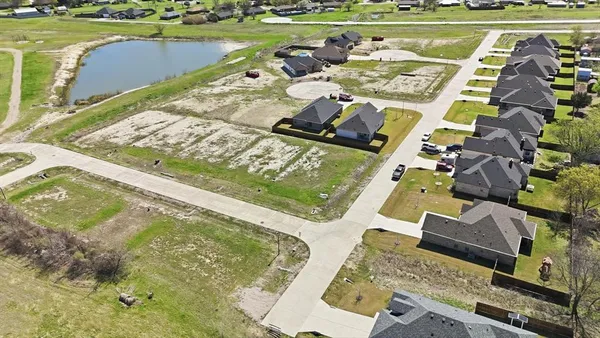 $65,000 | 406 Lora Sue Court, Italy, TX 76651