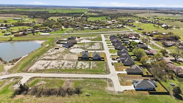 $65,000 | 406 Lora Sue Court, Italy, TX 76651