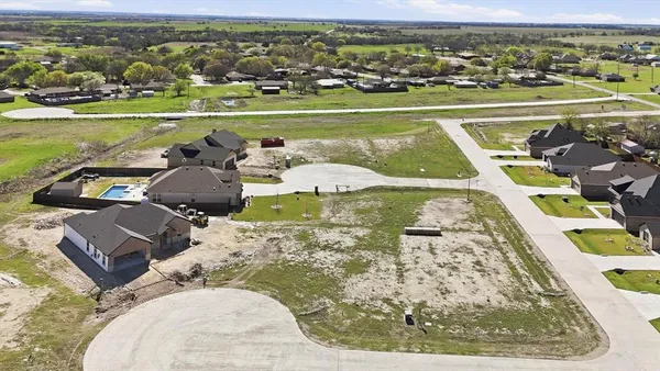 $65,000 | 406 Lora Sue Court, Italy, TX 76651