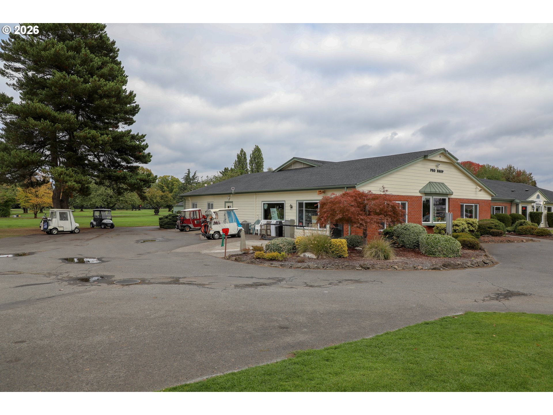 1315 Rainier Road Woodburn, OR 97071 - Photo 23 of 32 Gallery Image 23