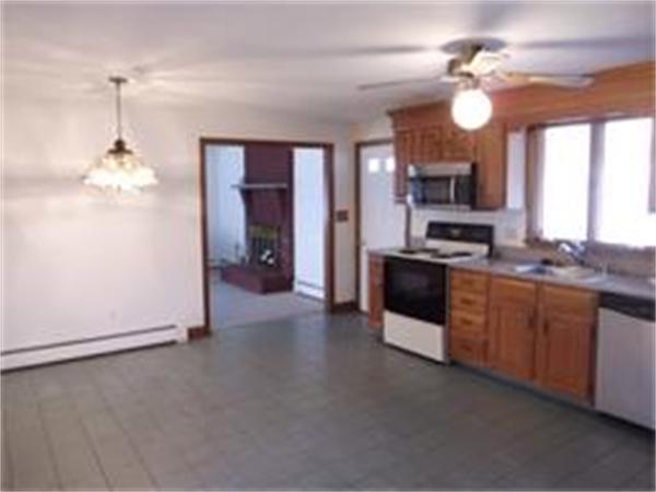 215 High Plain Road Andover, MA 01810 - Photo 5 of 14 Gallery Image 5