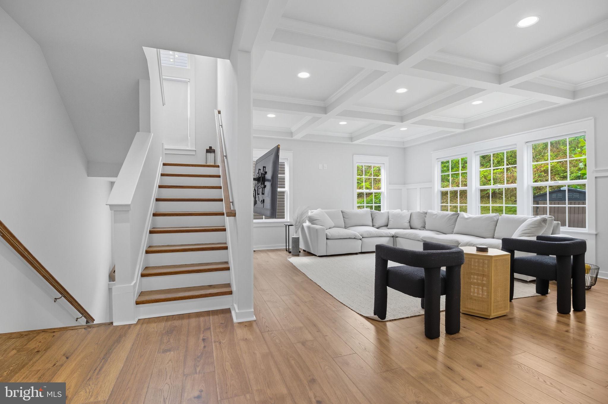 18518 Old Triangle Road Triangle, VA 22172 - Photo 15 of 39 a living room with furniture and wooden floor