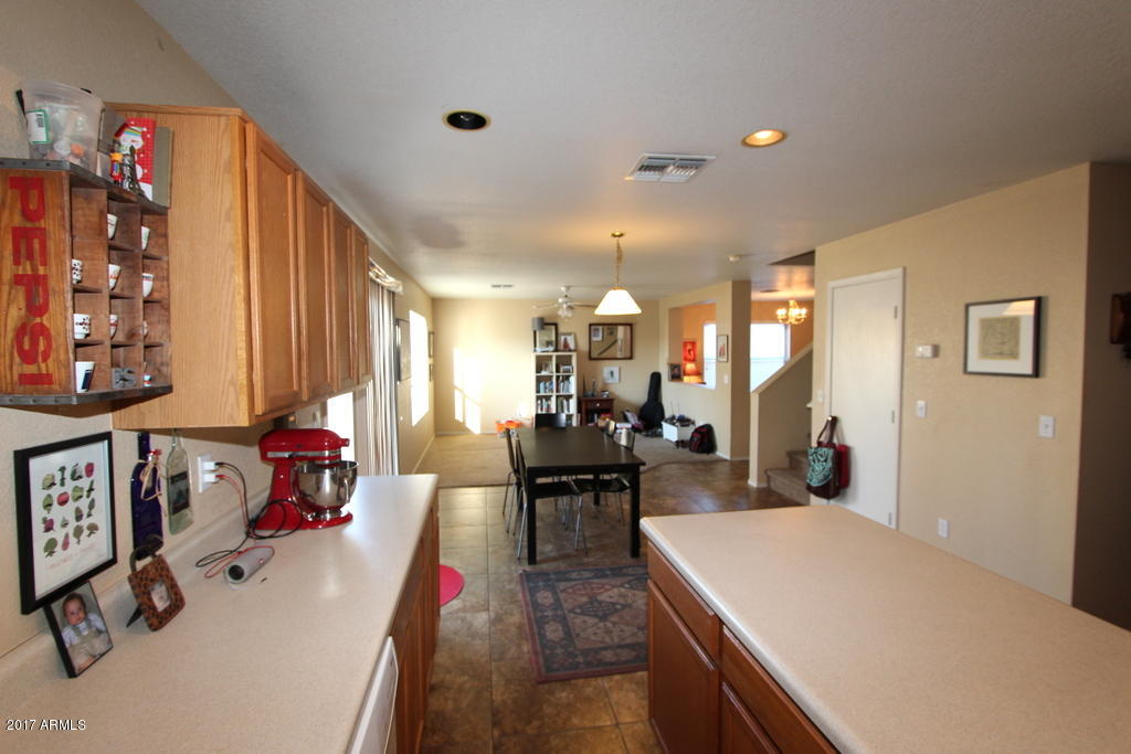 2536 West Romley Road Phoenix, AZ 85041 - Photo 8 of 16 Kitchen