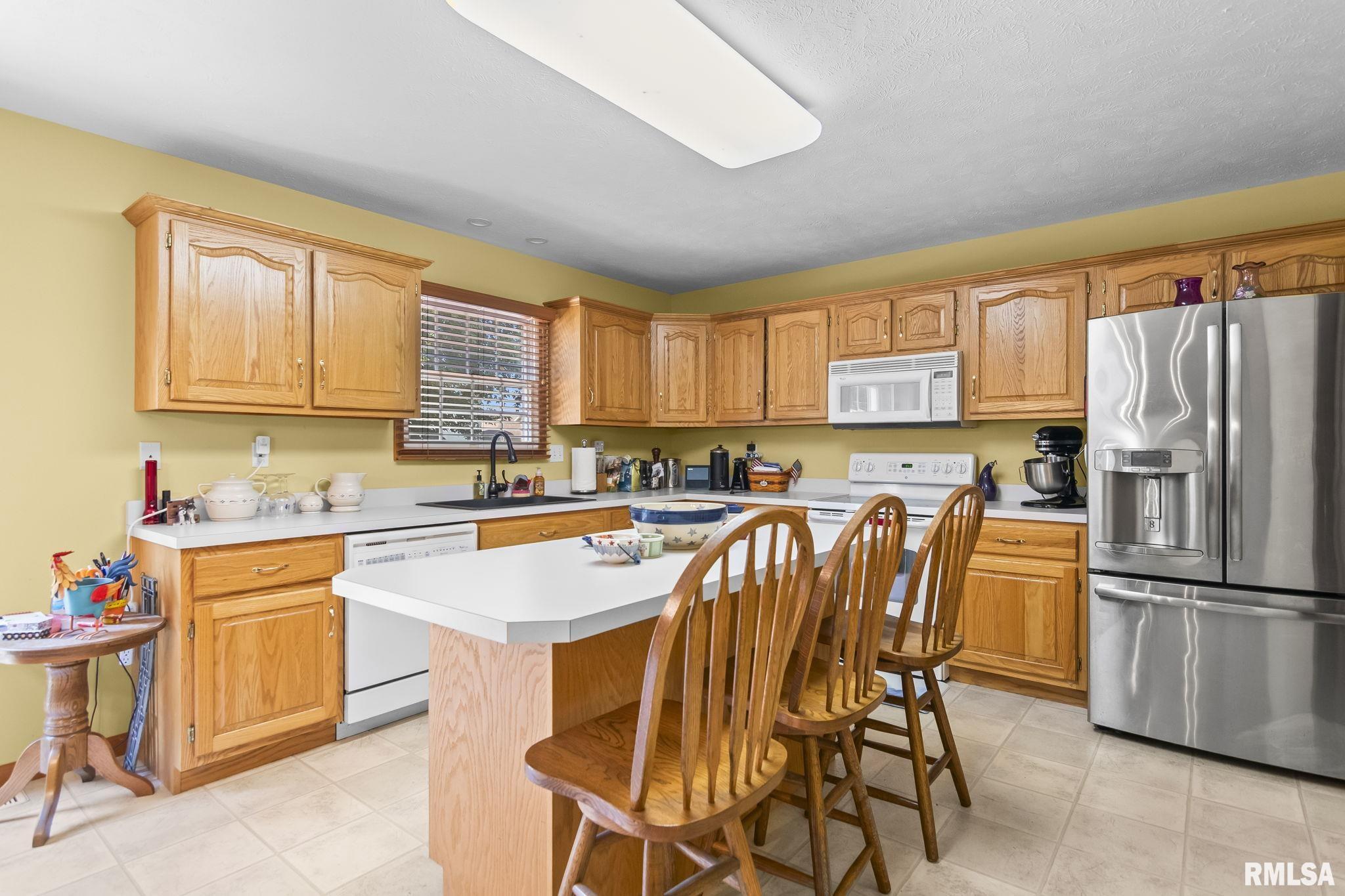 3908 Thackeray Drive Springfield, IL 62711 - Photo 15 of 43