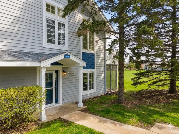 $235,000 | 610 Geneva National Avenue North, Unit 647, Geneva, WI 53147