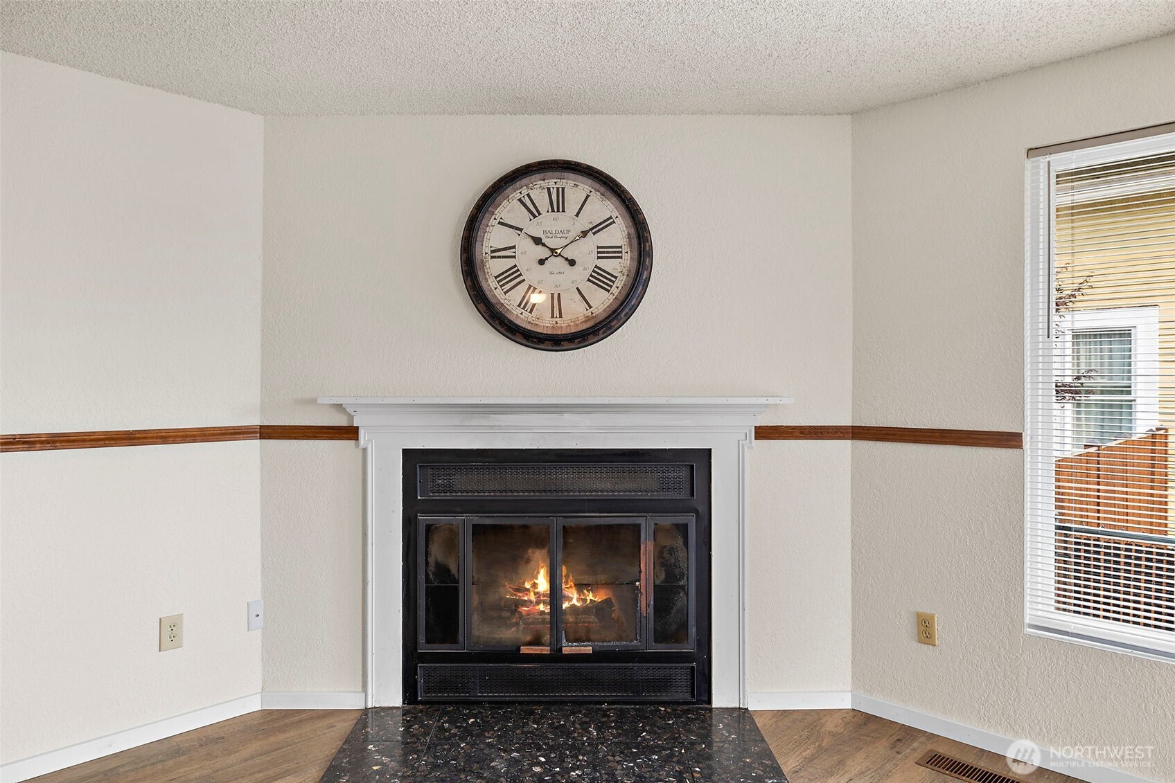 2516 Rockefeller Avenue, Unit A B Everett, WA 98201 - Photo 18 of 37