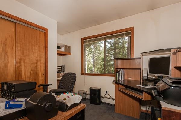 10754 Torrey Pine Road Truckee, CA 96161 - Photo 12 of 13 Gallery Image 12