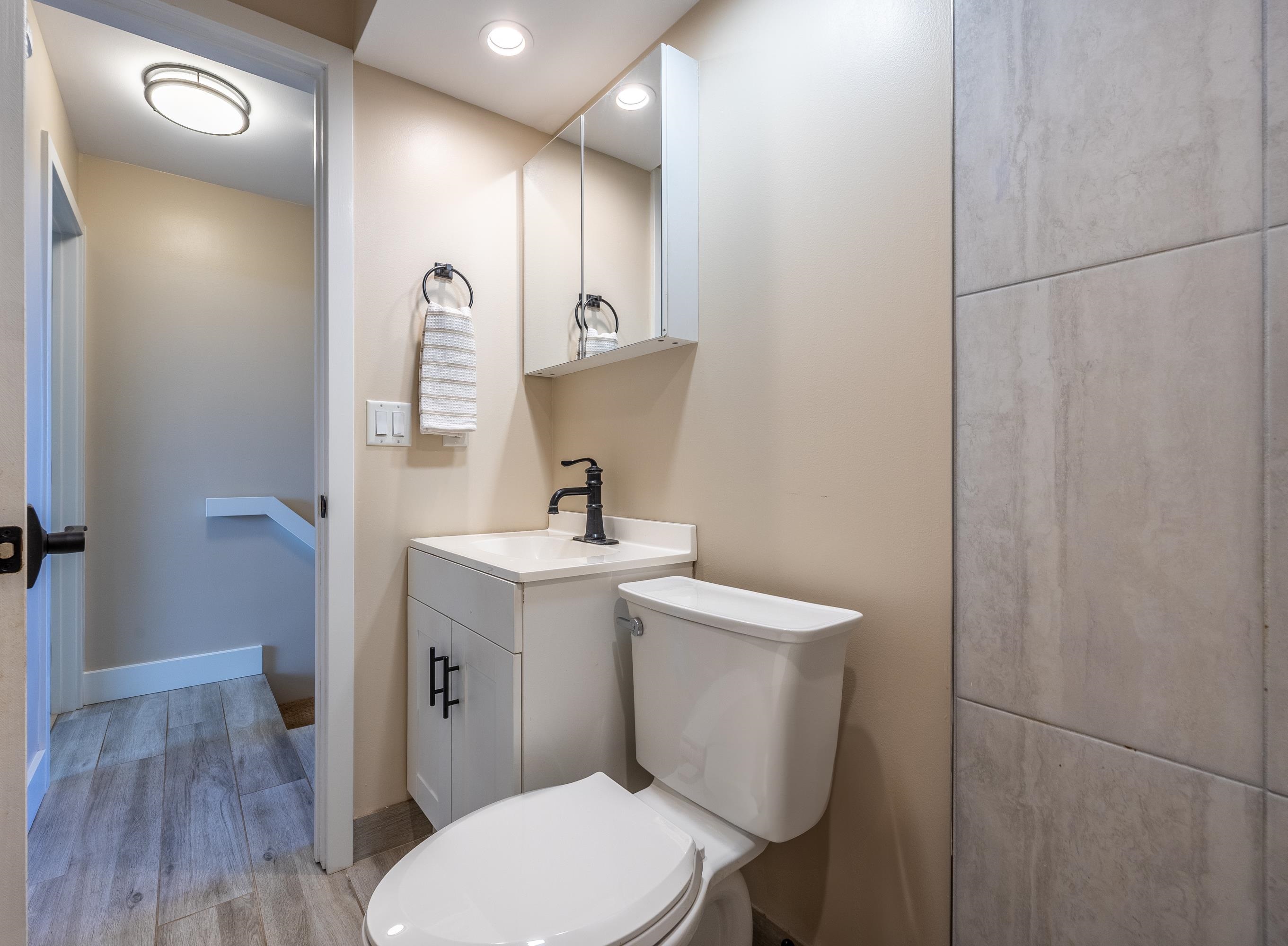 3676 Lower Honoapiilani Road, Unit A301 Lahaina, HI 96761 - Photo 17 of 27 Gallery Image 17