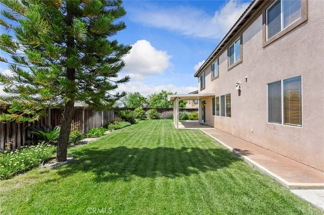 $3,800 | 8061 Palm View Lane, Riverside, CA 92508