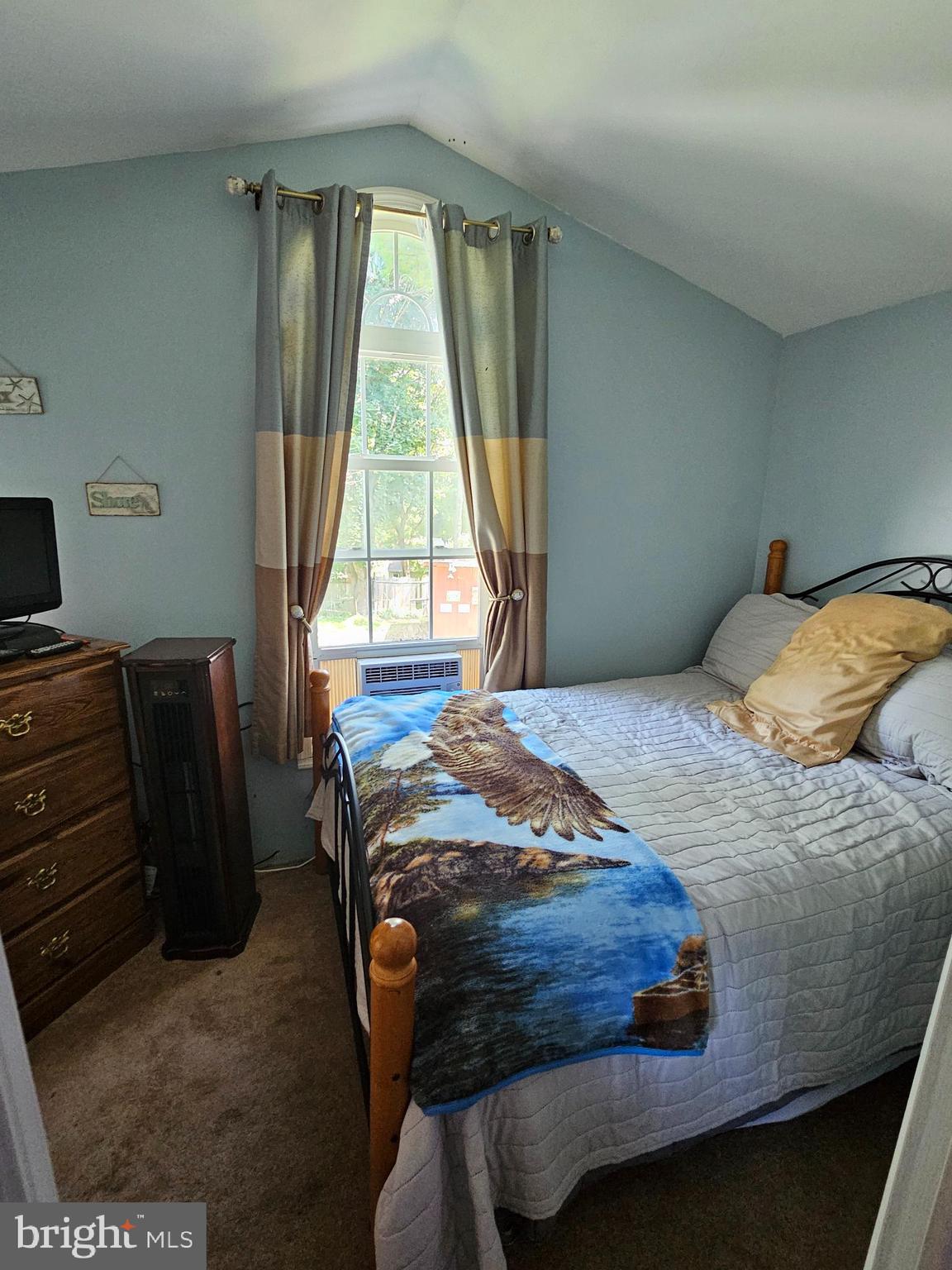 7 Ranger Falling Waters, WV 25419 - Photo 10 of 35 a bedroom with a bed and a window