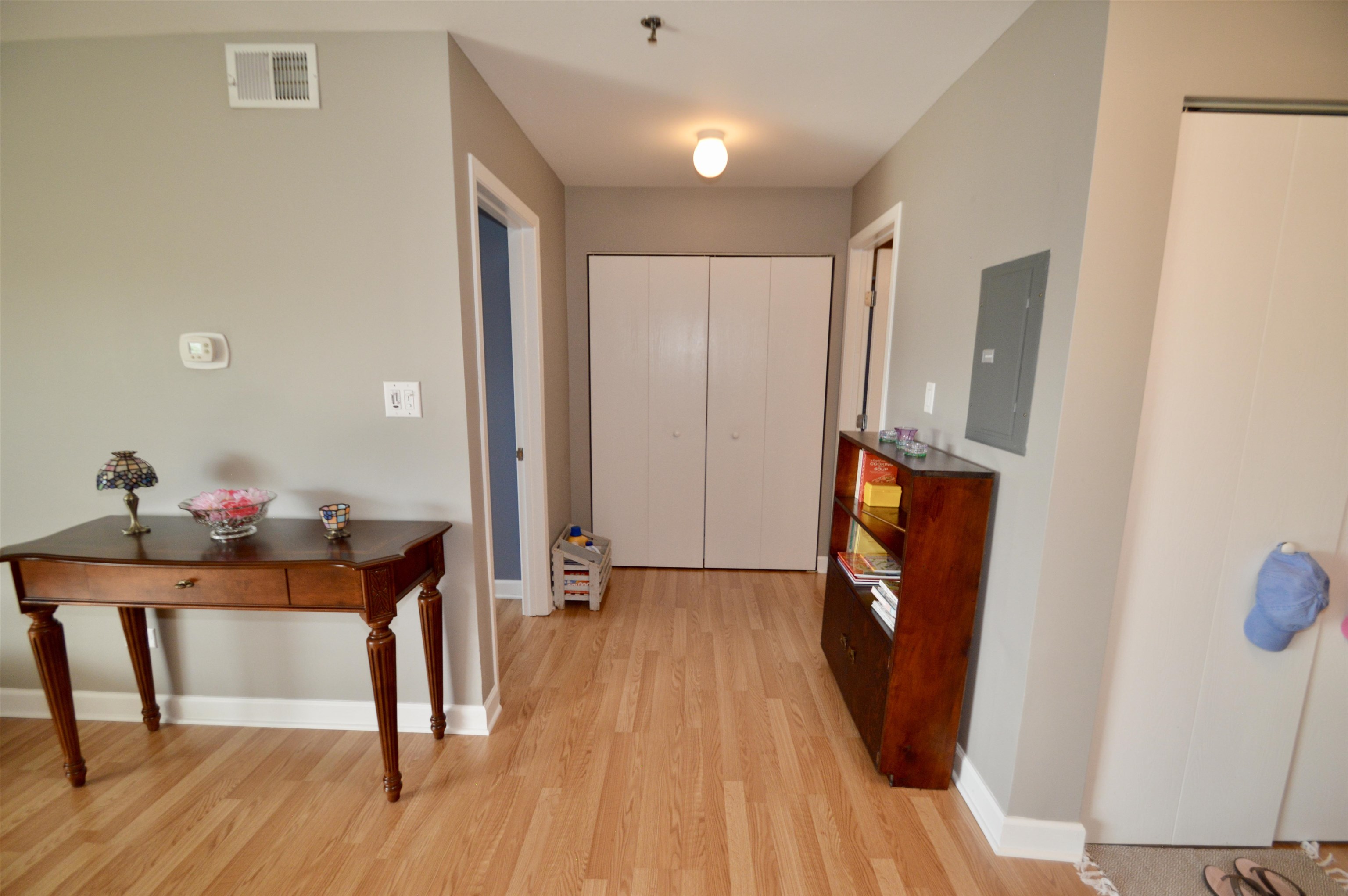3265 Kirchoff Road Rolling Meadows, IL 60008 - Photo 7 of 14 a view of a workspace with furniture and wooden floor