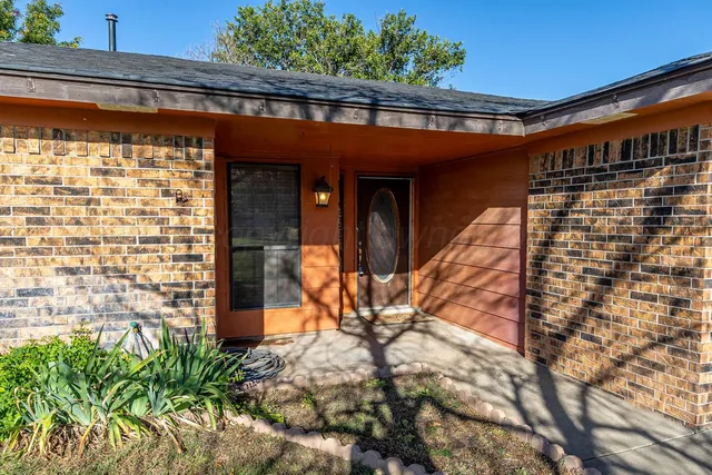 a view of outdoor space