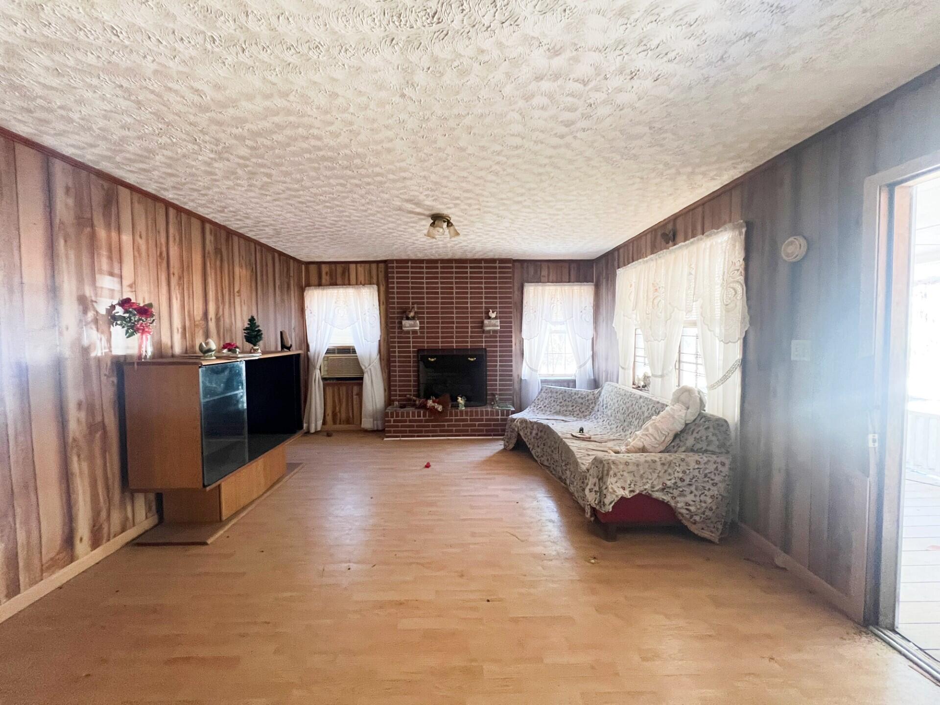 1014 Iler Road Pembroke, GA 31321 - Photo 5 of 8 iler rd den 2