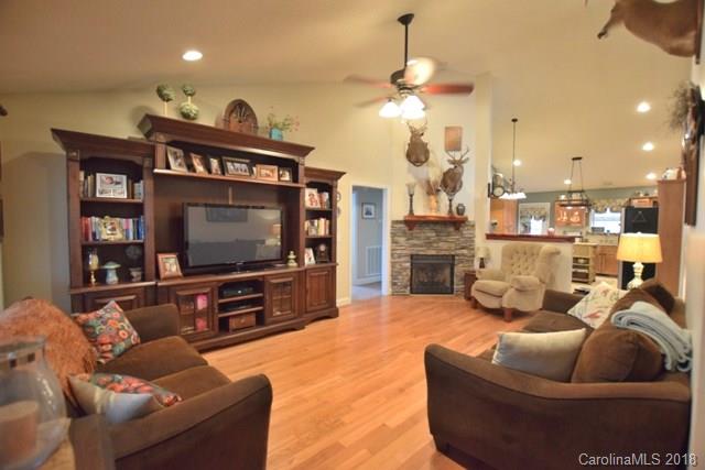 432 Pitts Road Catawba, SC 29704 - Photo 4 of 18