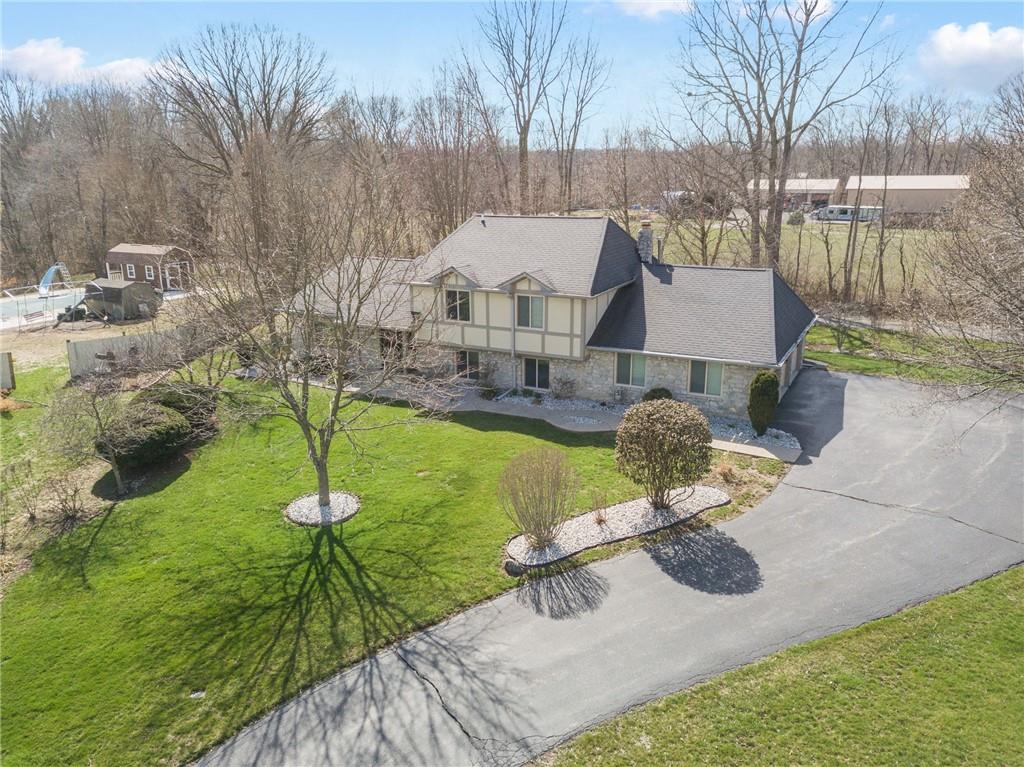 1108 Ridgeview Court Avon, IN 46123 - Photo 2 of 49