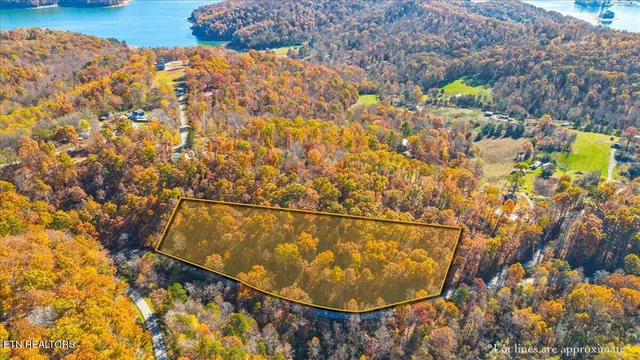 $144,900 | 1 East Dogwood Trail, La Follette, TN 37766