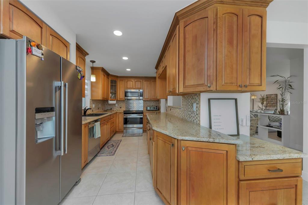 8909 118th Way Seminole, FL 33772 - Photo 15 of 45