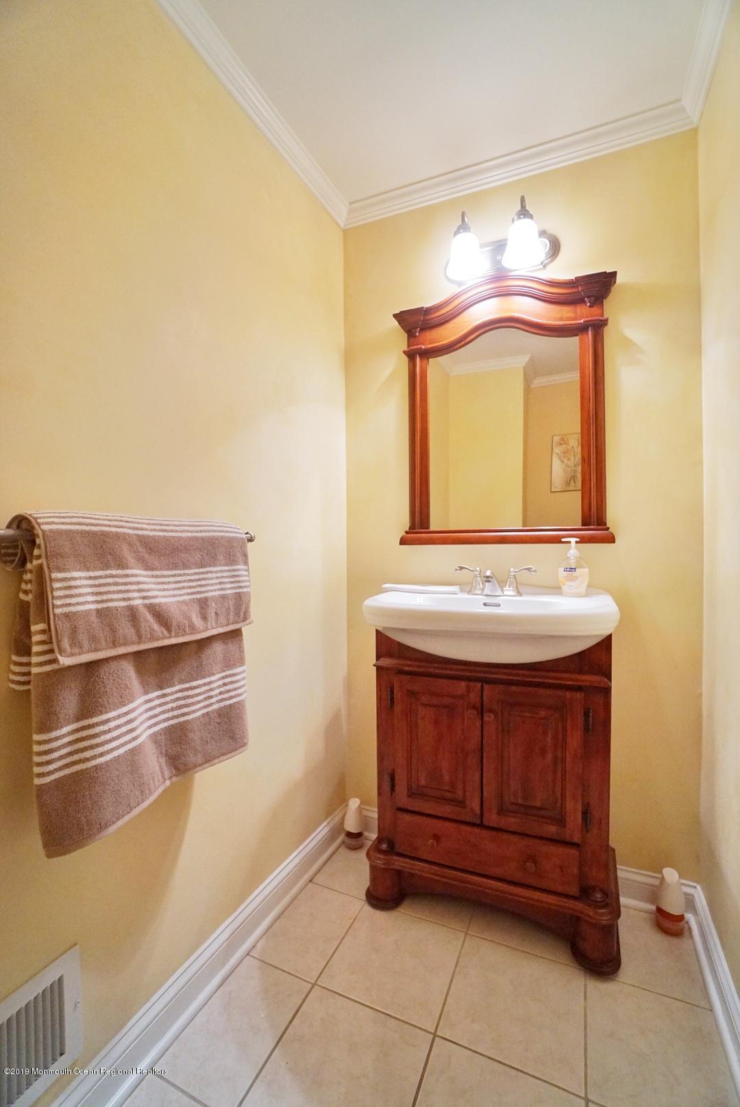 3 Robinson Road Morganville, NJ 07751 - Photo 16 of 45 powder room