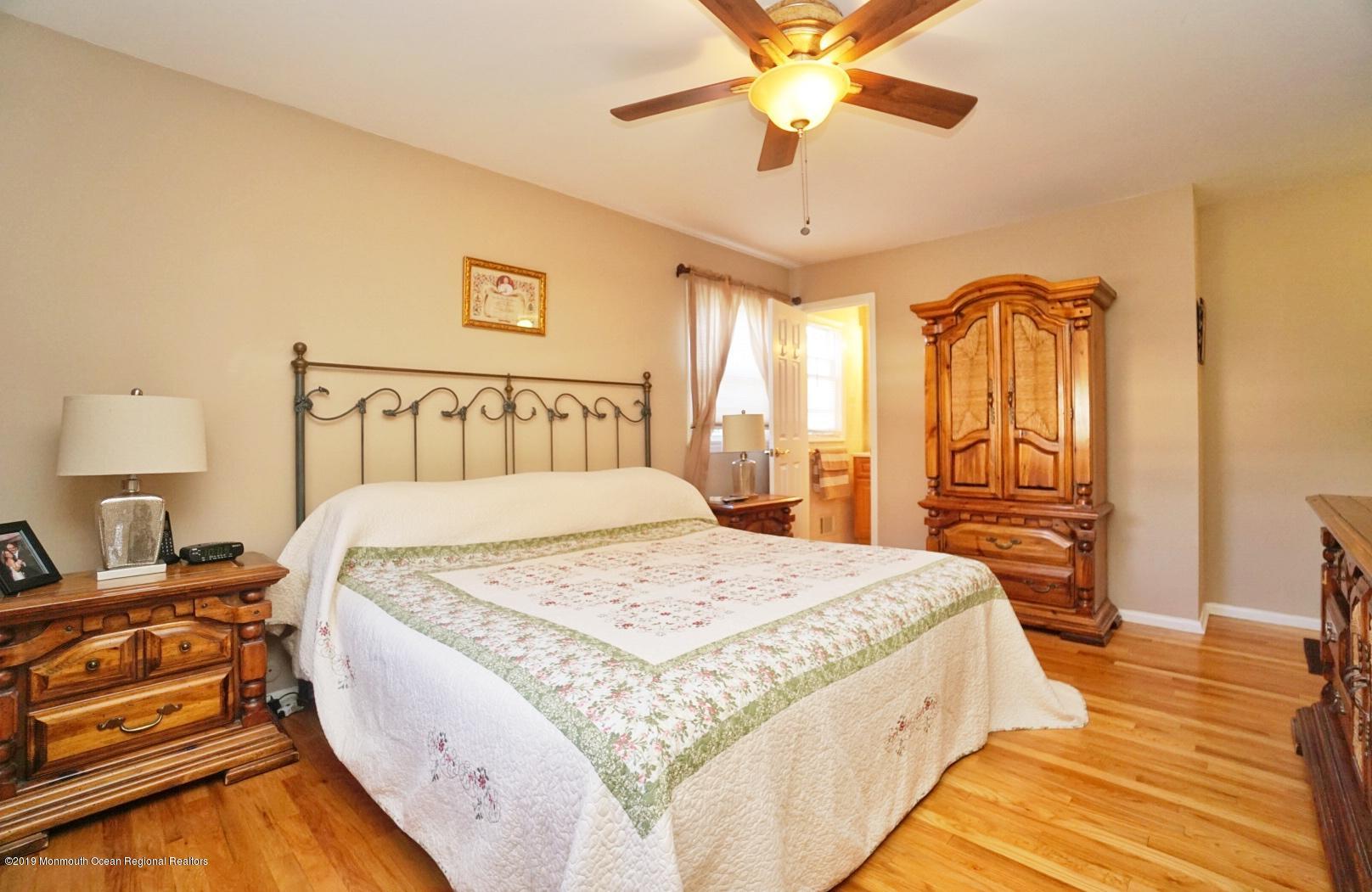 3 Robinson Road Morganville, NJ 07751 - Photo 24 of 45 master
