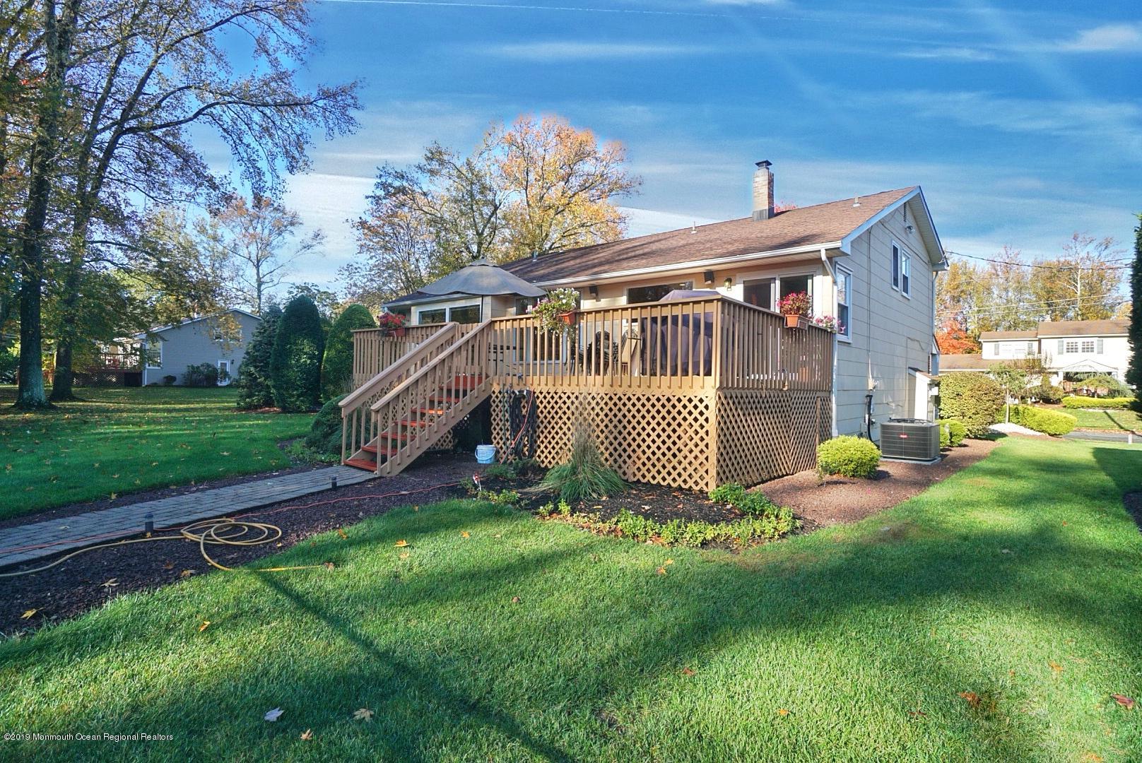 3 Robinson Road Morganville, NJ 07751 - Photo 41 of 45 side