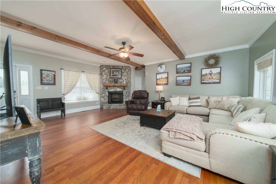 595 Brooks Road Glade Valley, NC 28627 - Photo 7 of 39 Gallery Image 7