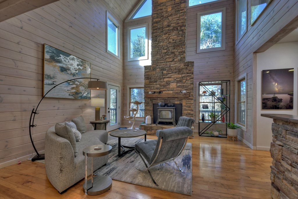 90 Twin Lakes Road Blue Ridge, GA 30513 - Photo 12 of 39