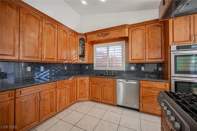 $2,000 | 3801 Dauntless, North Las Vegas, NV 89031