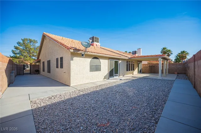 $2,000 | 3801 Dauntless, North Las Vegas, NV 89031