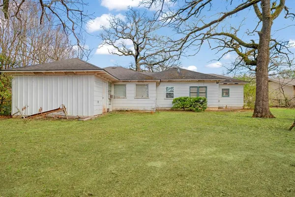 $139,900 | 149 30th Street Northwest, Paris, TX 75460