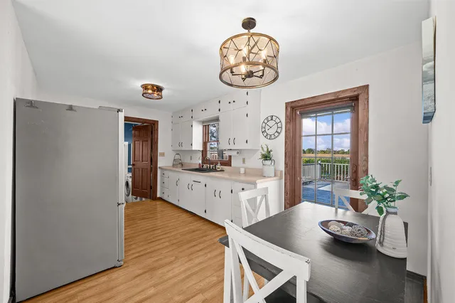 $318,500 | 404 Sherwood Avenue, Three Oaks, MI 49128