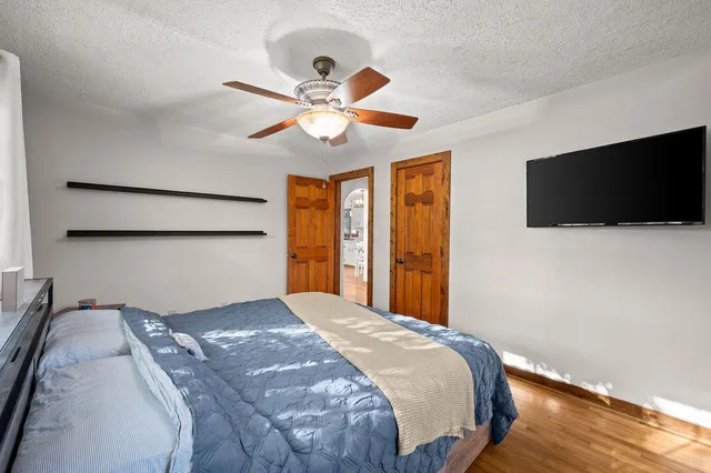 $318,500 | 404 Sherwood Avenue, Three Oaks, MI 49128